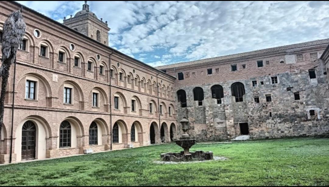 Albergue De Peregrinos San Cipriano Ayegui Eksteriør billede